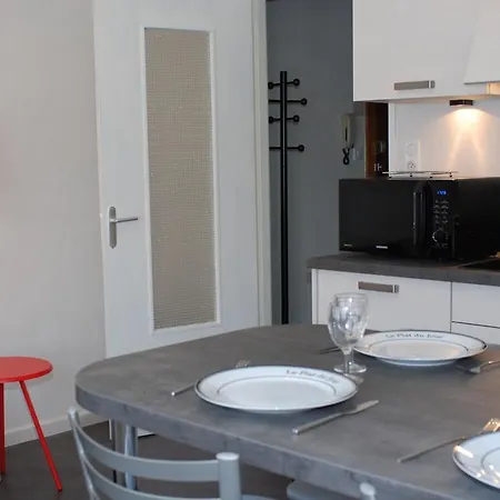 Apartment Myappartepinalf1 *